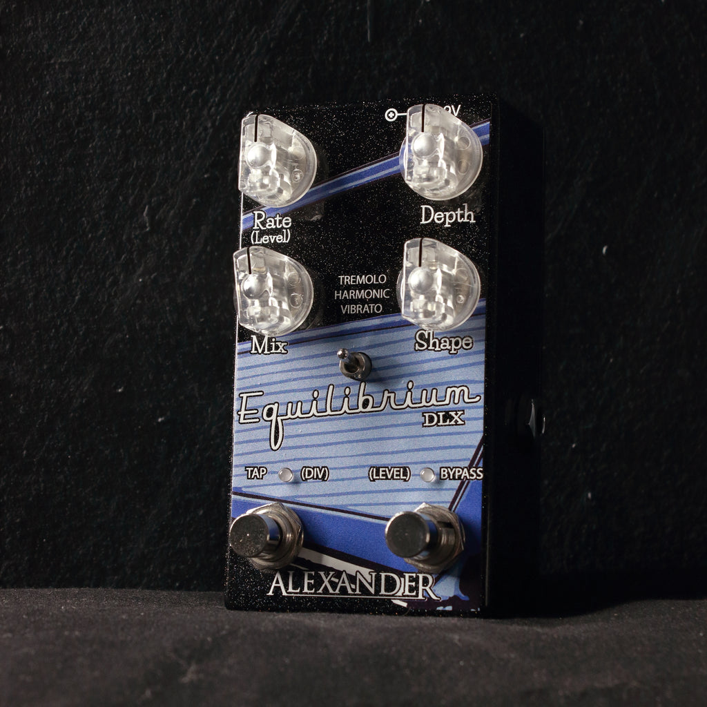 Alexander Pedals Equilibrium DLX Tremolo Pedal – Topshelf Instruments