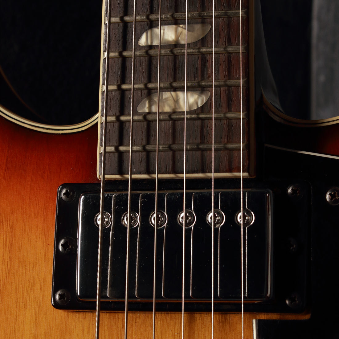 Yamaha SA-60 Semi Hollow Sunburst 1974