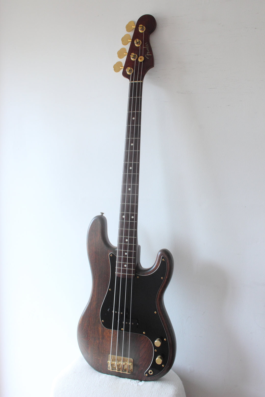 Fender '62 Reissue Precision Bass PB62-115WAL Walnut Stain 1990-91