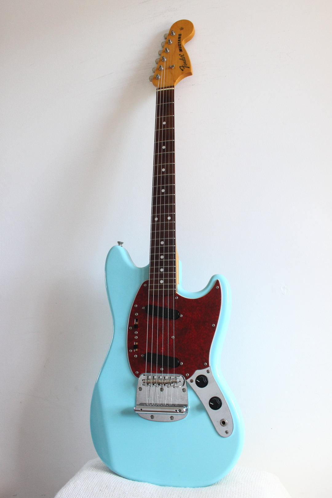 Fender '69 Reissue Mustang Sonic Blue 2010-11