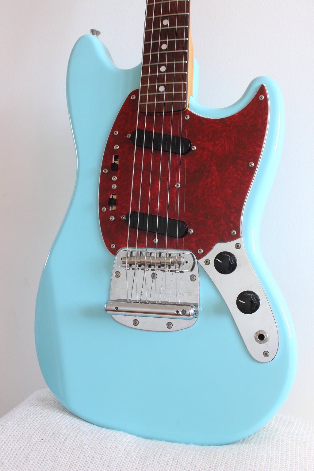 Fender '69 Reissue Mustang Sonic Blue 2010-11