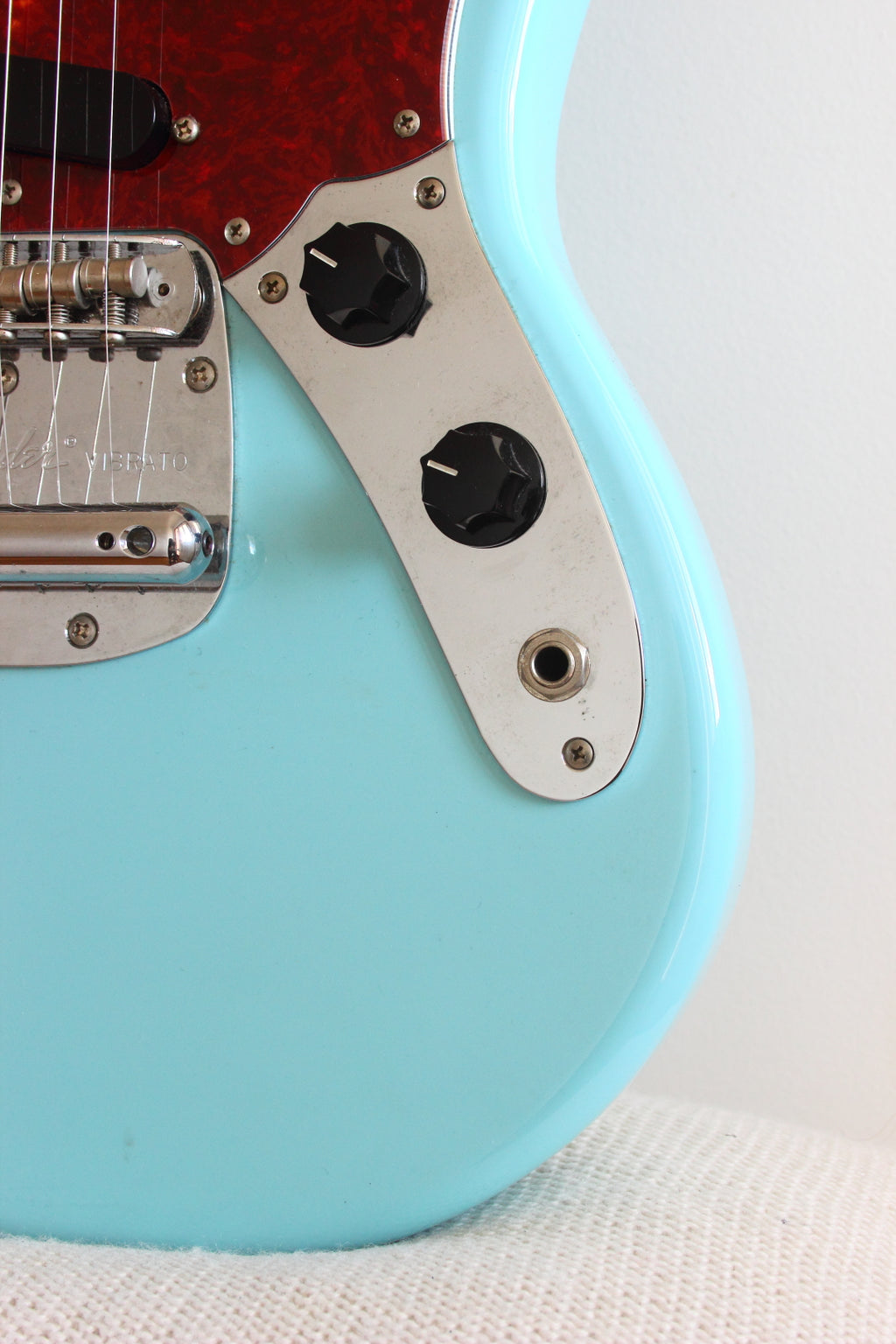 Fender '69 Reissue Mustang Sonic Blue 2010-11