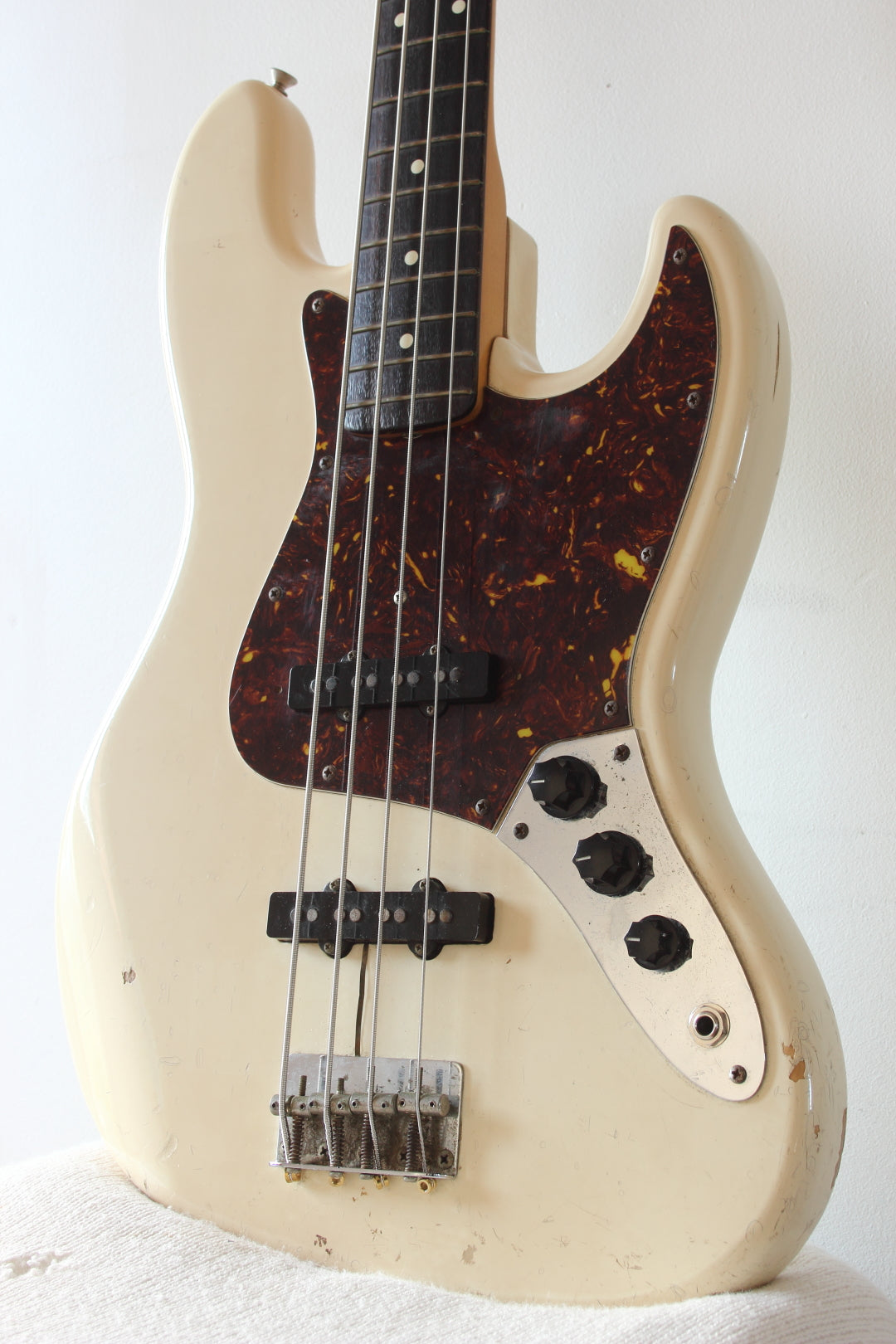 Squier MIJ Jazz Bass JV-Serial SJB-55 Vintage White 1984