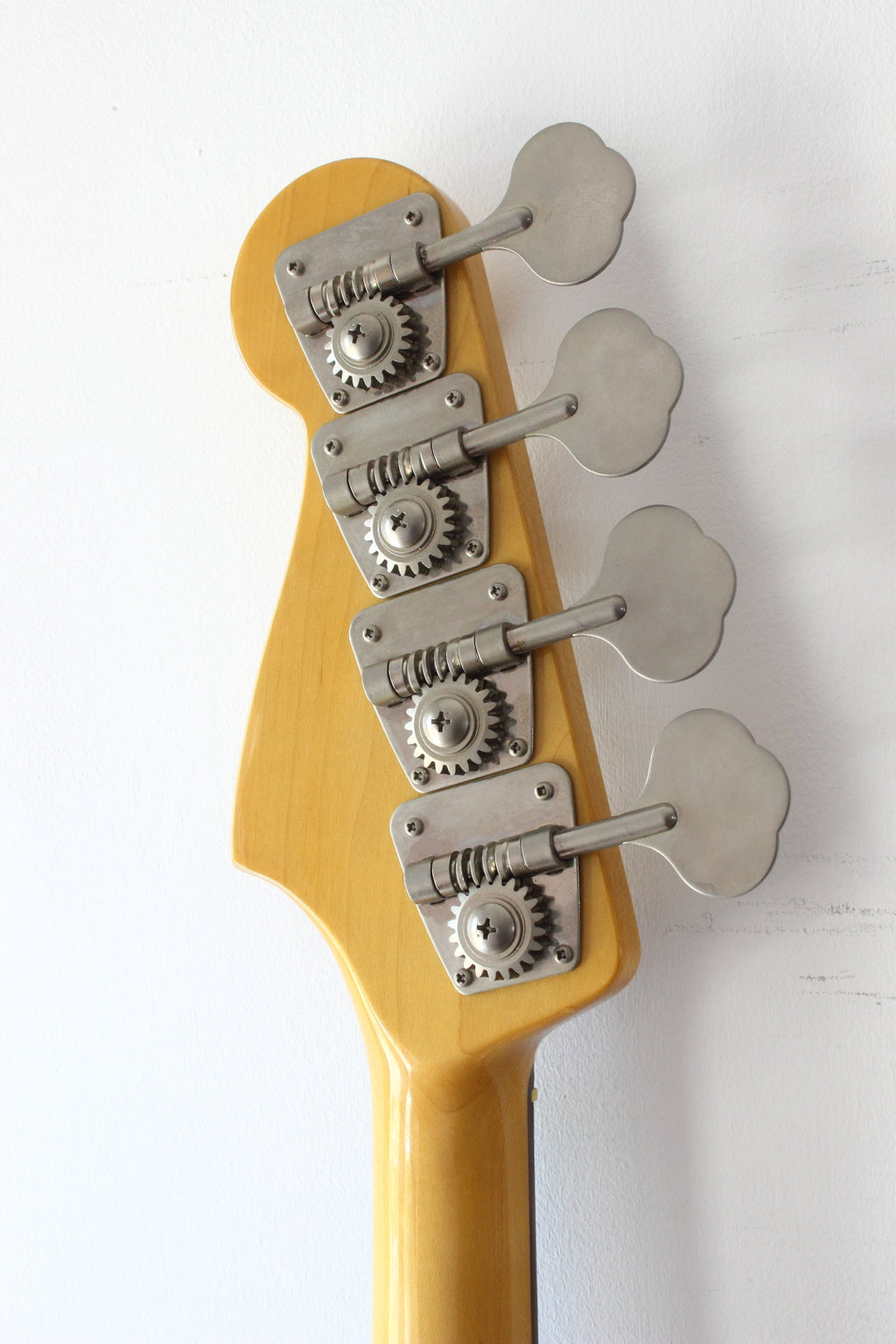 Fender '70 Reissue Precision Bass Olympic White 1999-02
