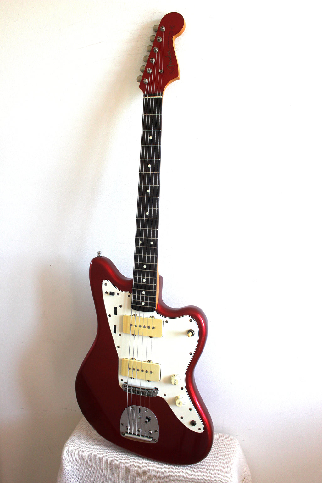 Used Fender Jazzmaster '66 Reissue Candy Apple Red