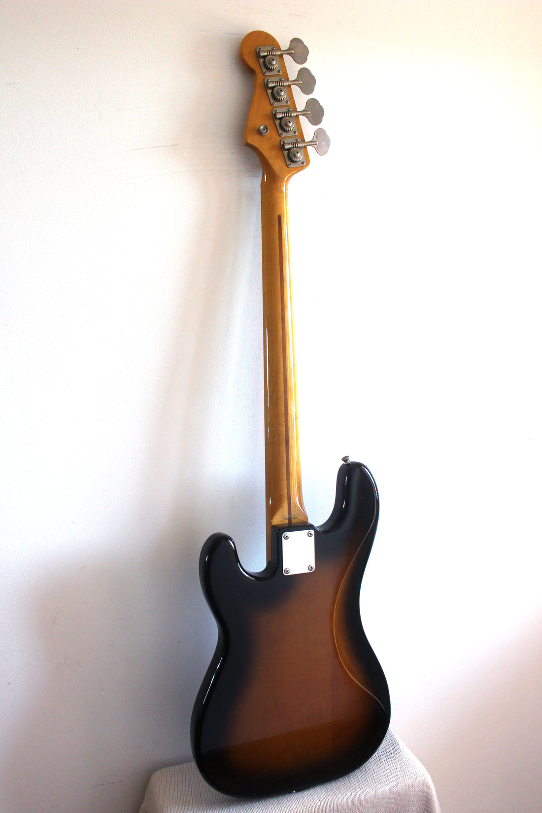 Used Fender Precision Bass '57 Reissue 2-Tone Sunburst