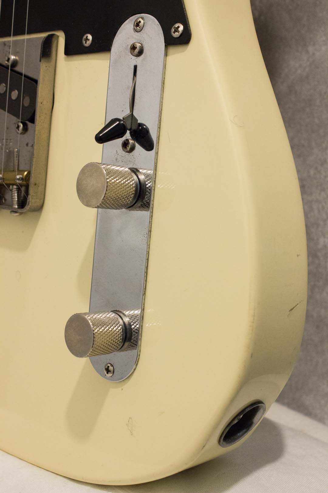 Fender Japan '72 Telecaster TL72-55 Olympic White 1986