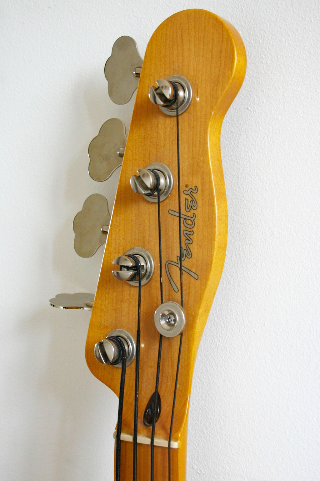 Used Fender Telecaster Bass Modern Player 2-Tone-Sunburst