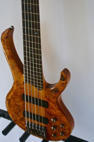 Used Ibanez BTB776PB 6-String Bass Guitar