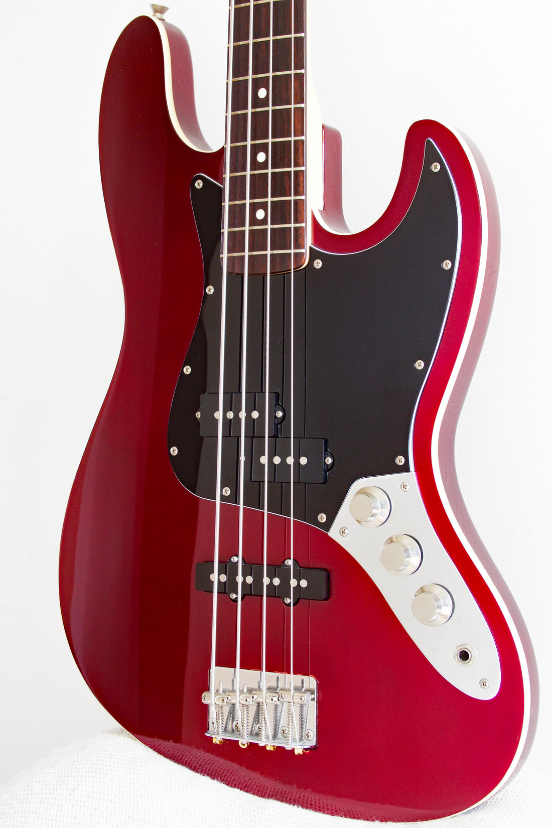 Fender Aerodyne Jazz Bass Old Candy Apple Red 2006-08