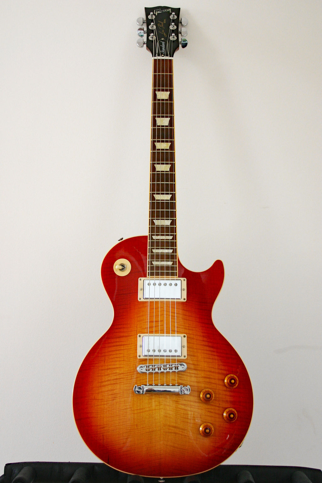 Used Gibson Les Paul Standard Cherry Sunburst