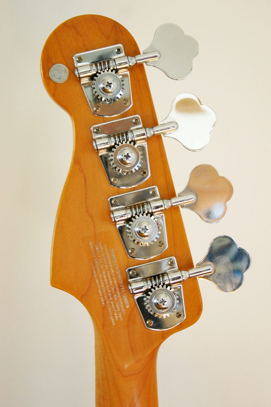 Used Fender Precision 60th Anniversary Blizzard Pearl
