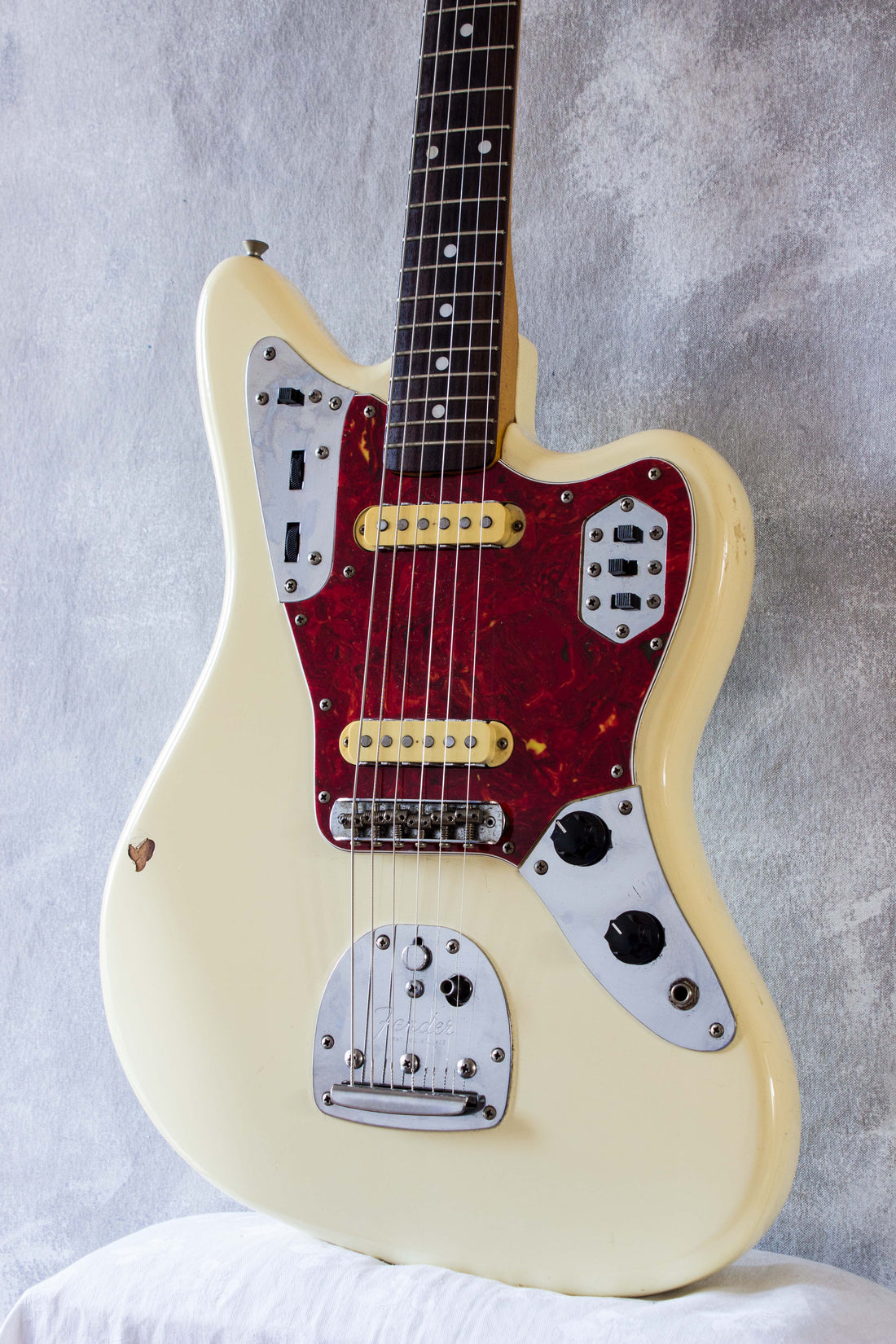 Fender Japan Jaguar JG66-75 Vintage White 1993 – Topshelf Instruments
