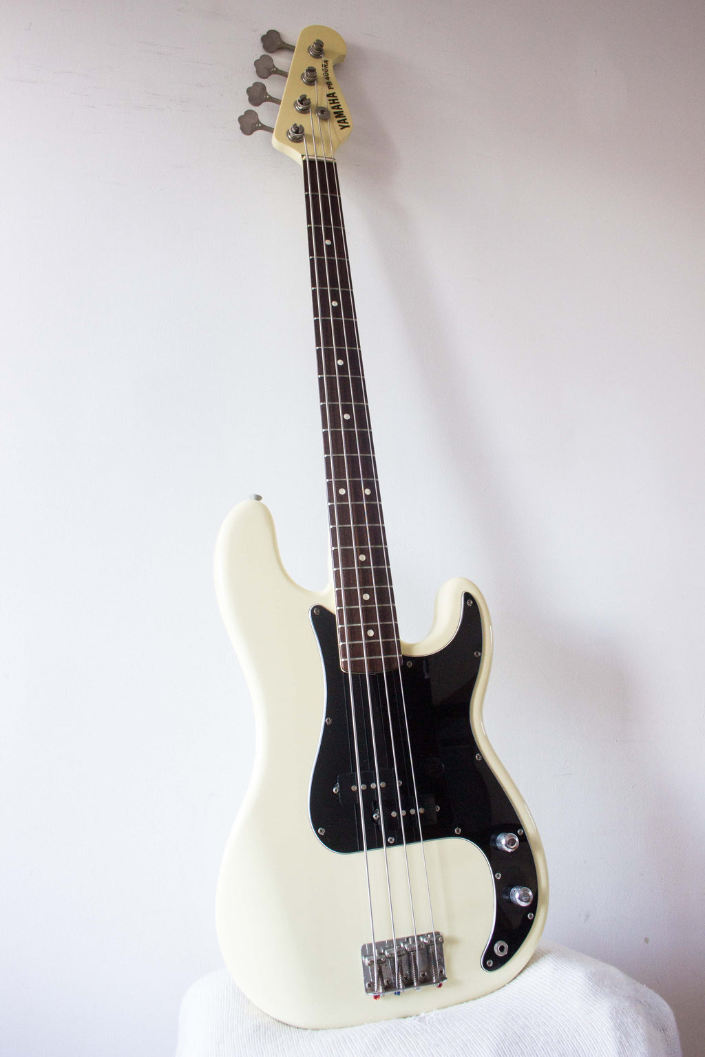 Yamaha PB400RA Pulser Bass White 1986