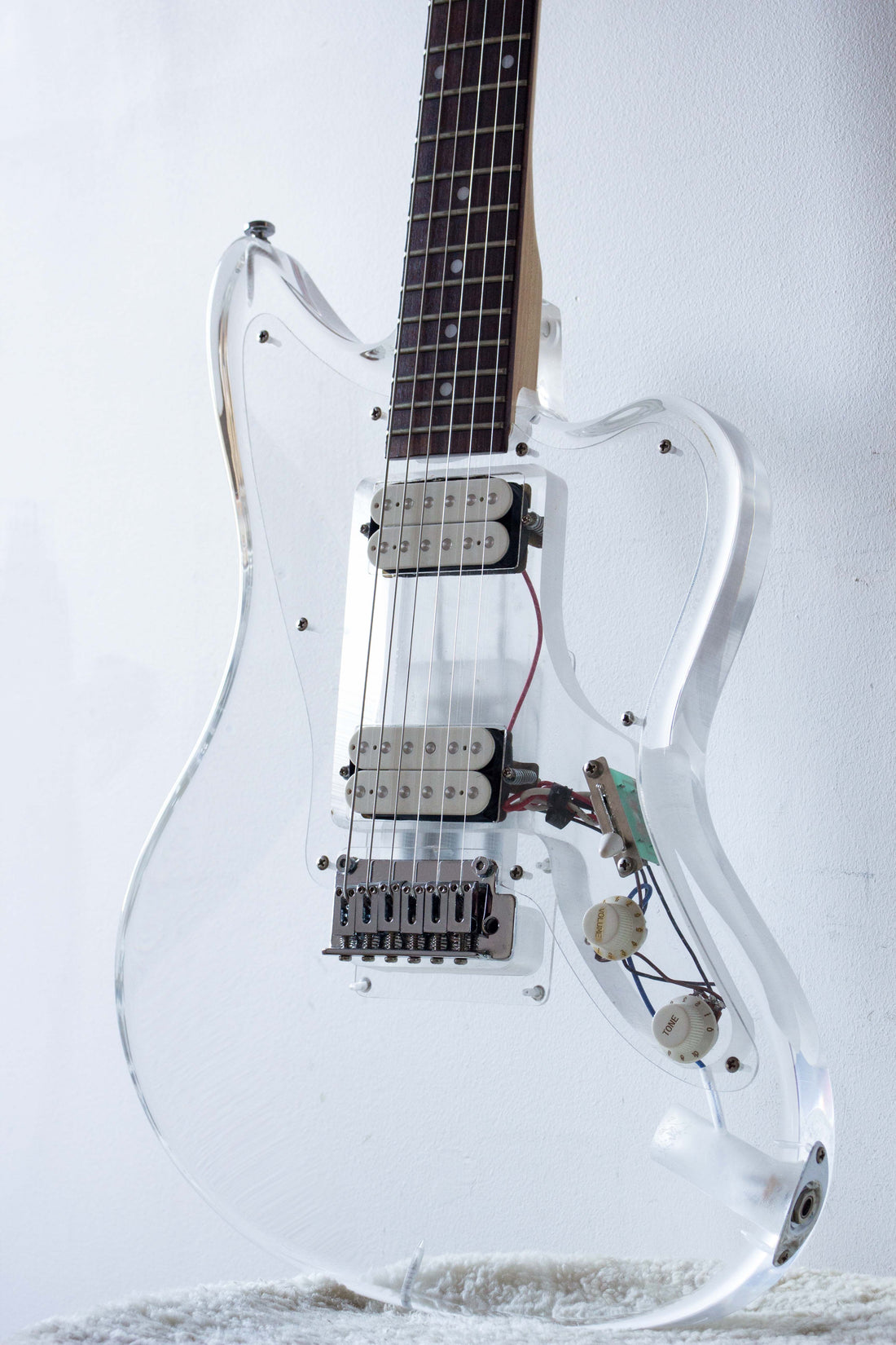 Aria Pro II JG-2H Lucite Jag-Style 1994