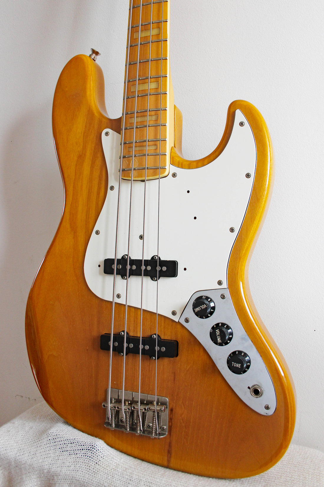 Used Fender Jazz Bass '75 Reissue Natural 1984-7