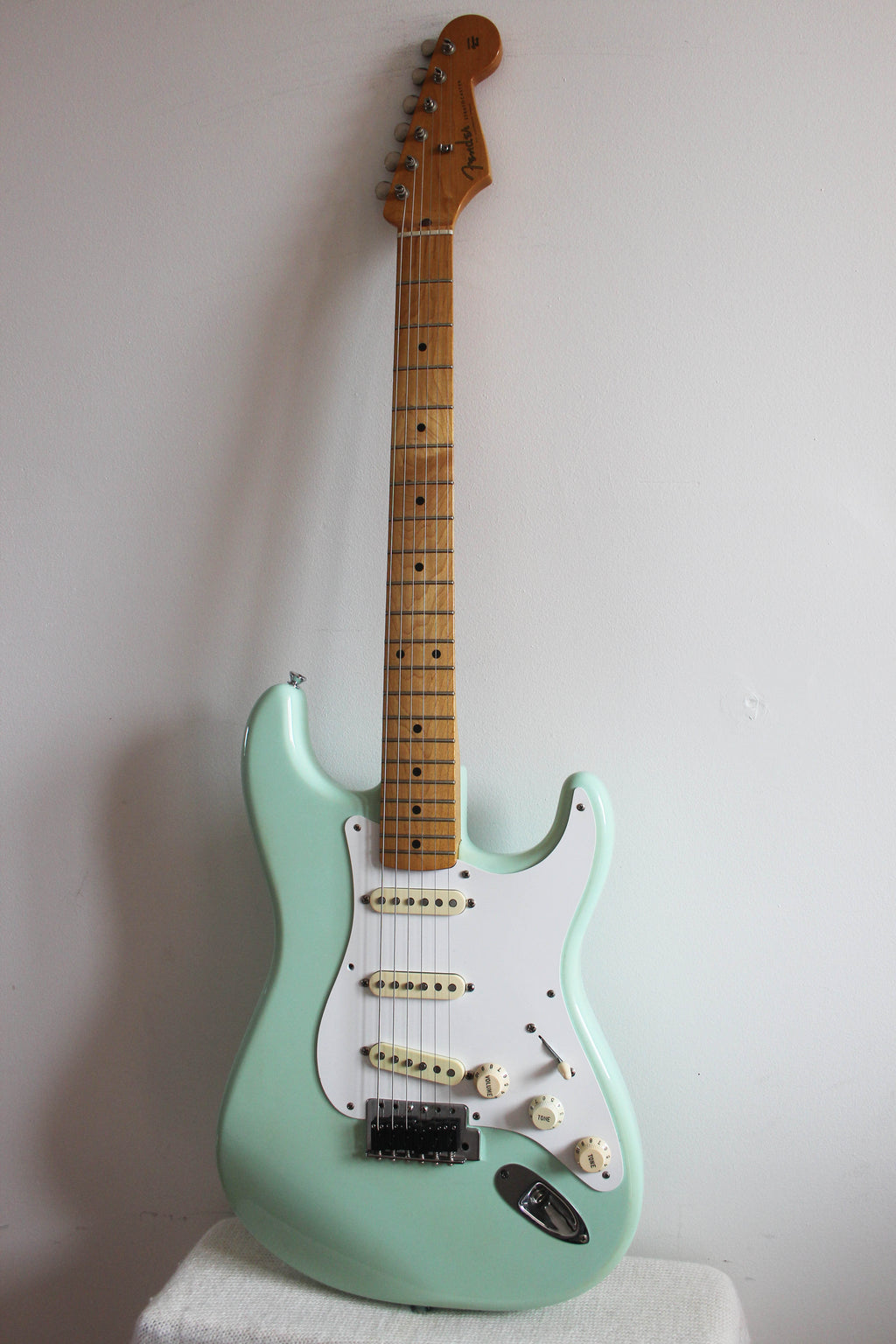 Used Fender Classic Series 50s Stratocaster Surf Green