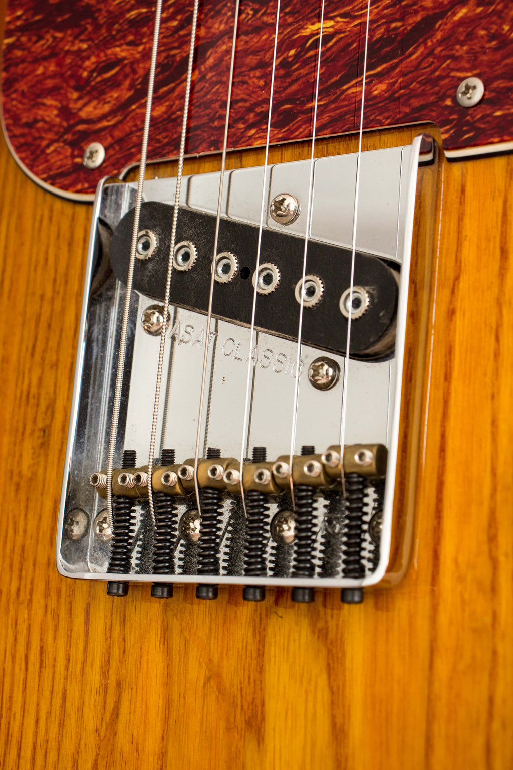 G&L Tribute ASAT Classic Sunburst 2009