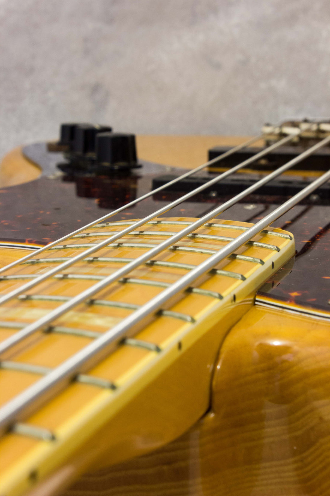 Fender Japan '75 Jazz Bass JB75-80 Natural 1986