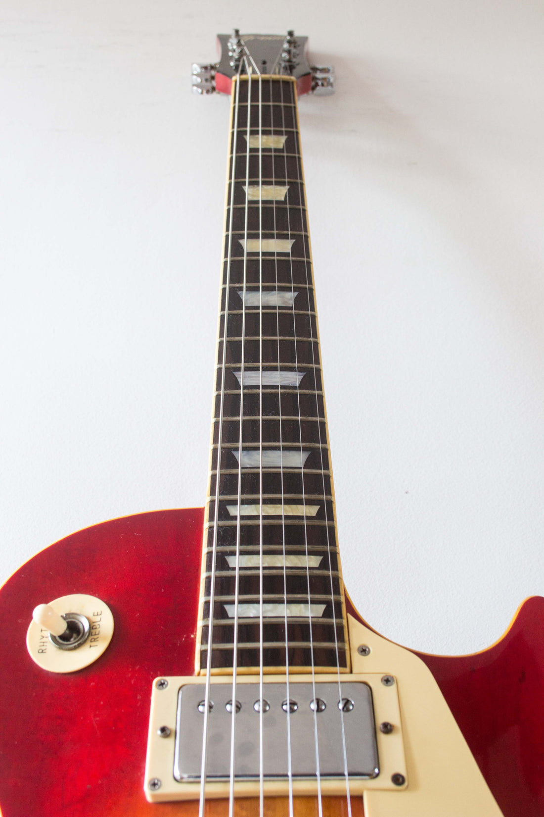 Greco EG700 LP Style Cherry Sunburst 1977