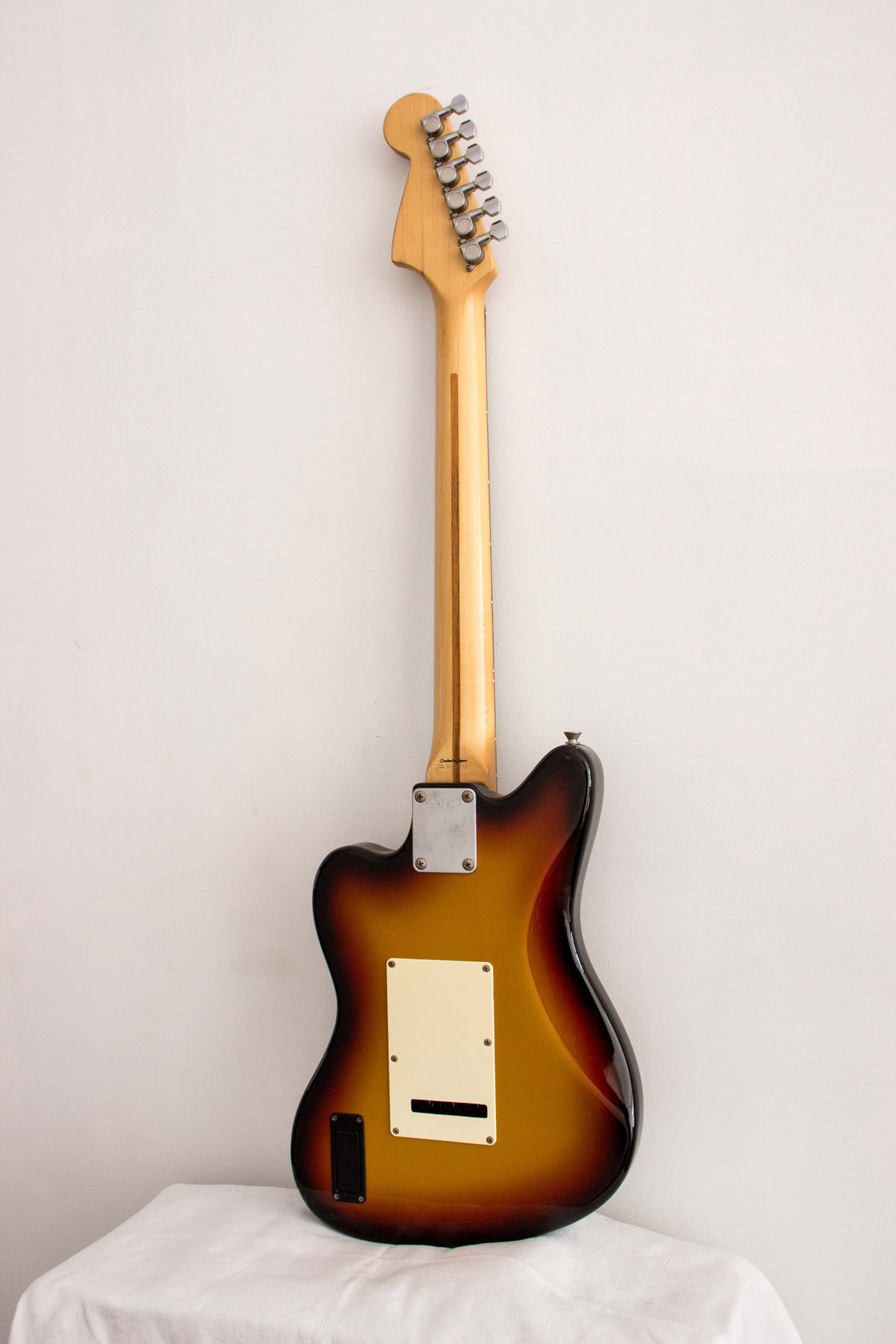 Fender Japan JM-Champ10 Mini Jazzmaster Sunburst 1997 – Topshelf 