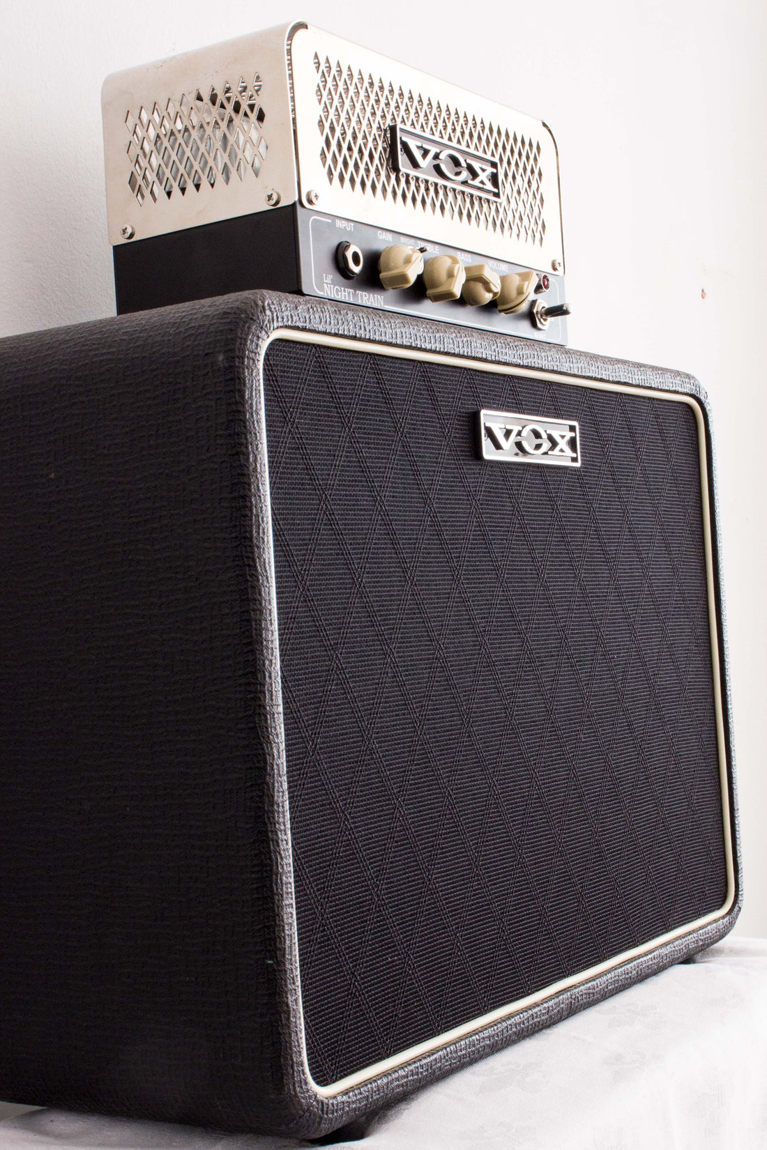 Vox 'Lil Night Train 2W Mini Guitar Amp Head and 1x10" Cab