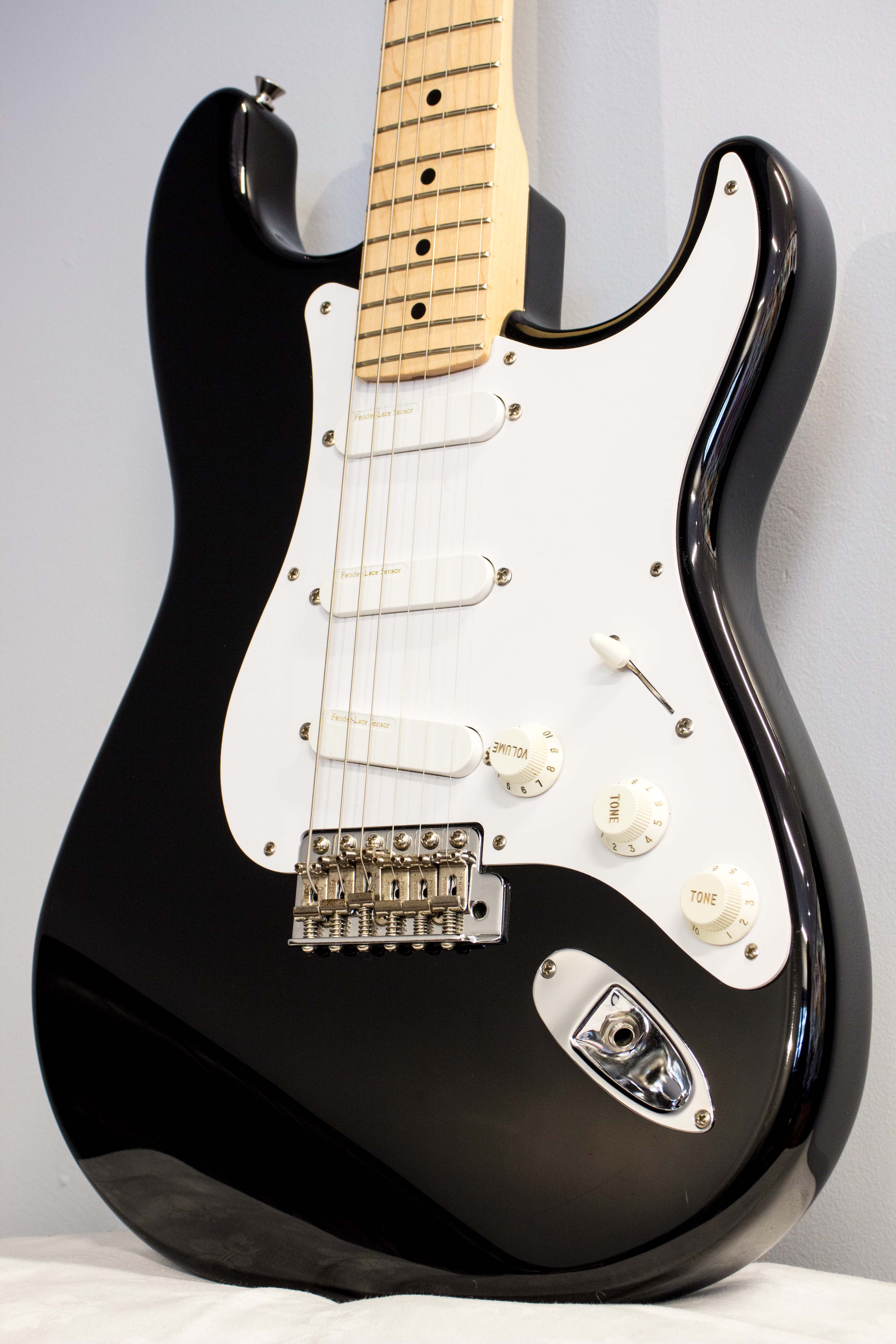 ギター Fender japan ST54-95LS 中古】FENDER JAPAN / ST54-95LS / 22F BLACK 【新宿店