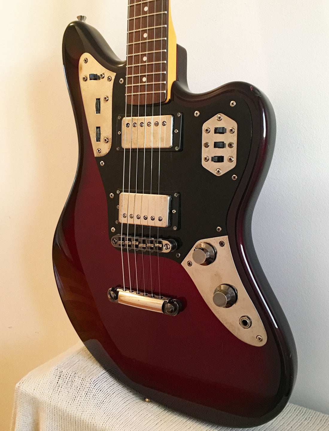 Used Fender Jaguar Special HH Gun Metal Red