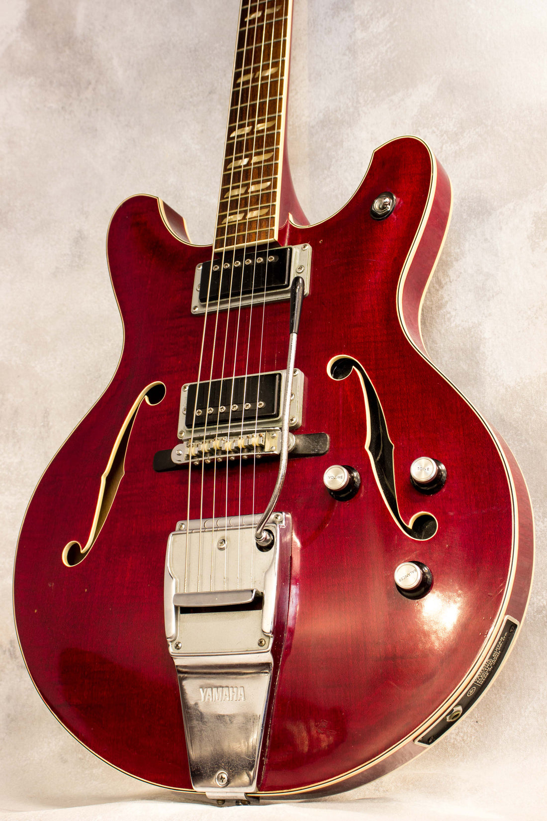 Yamaha SA-50 Hollow Body Transparent Red 1967 – Topshelf Instruments