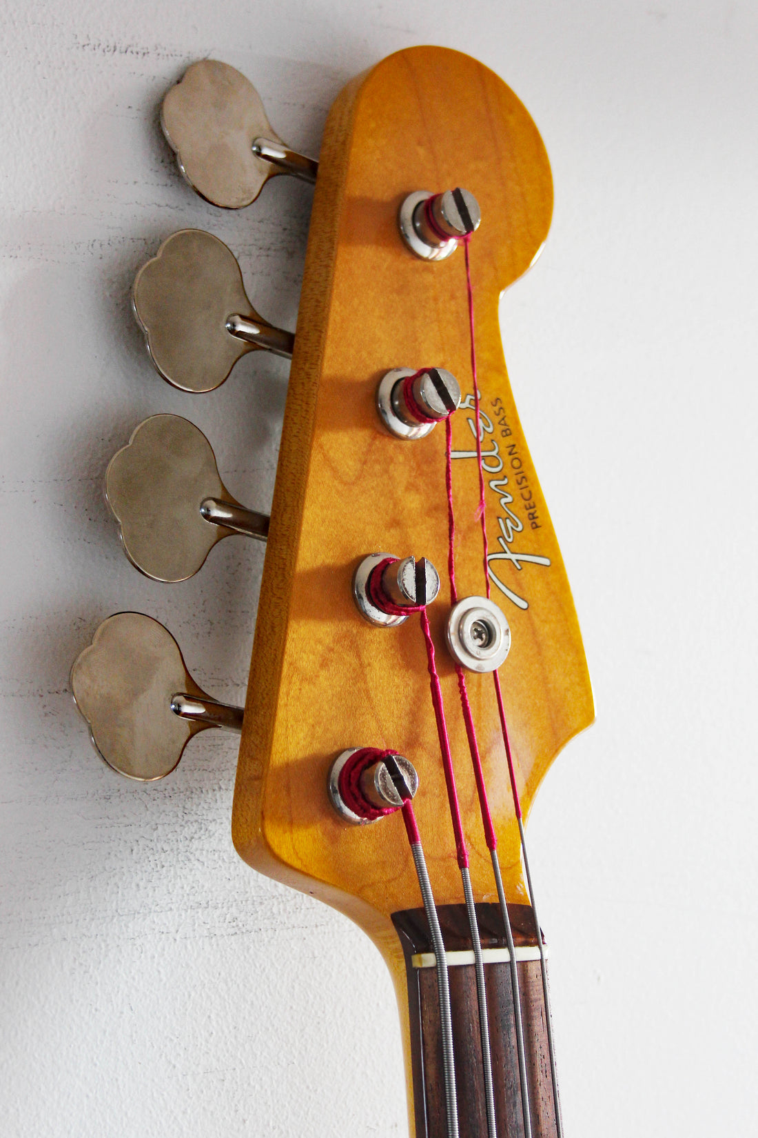 Used Fender Precision Bass '62 Vintage Black/Tort modded