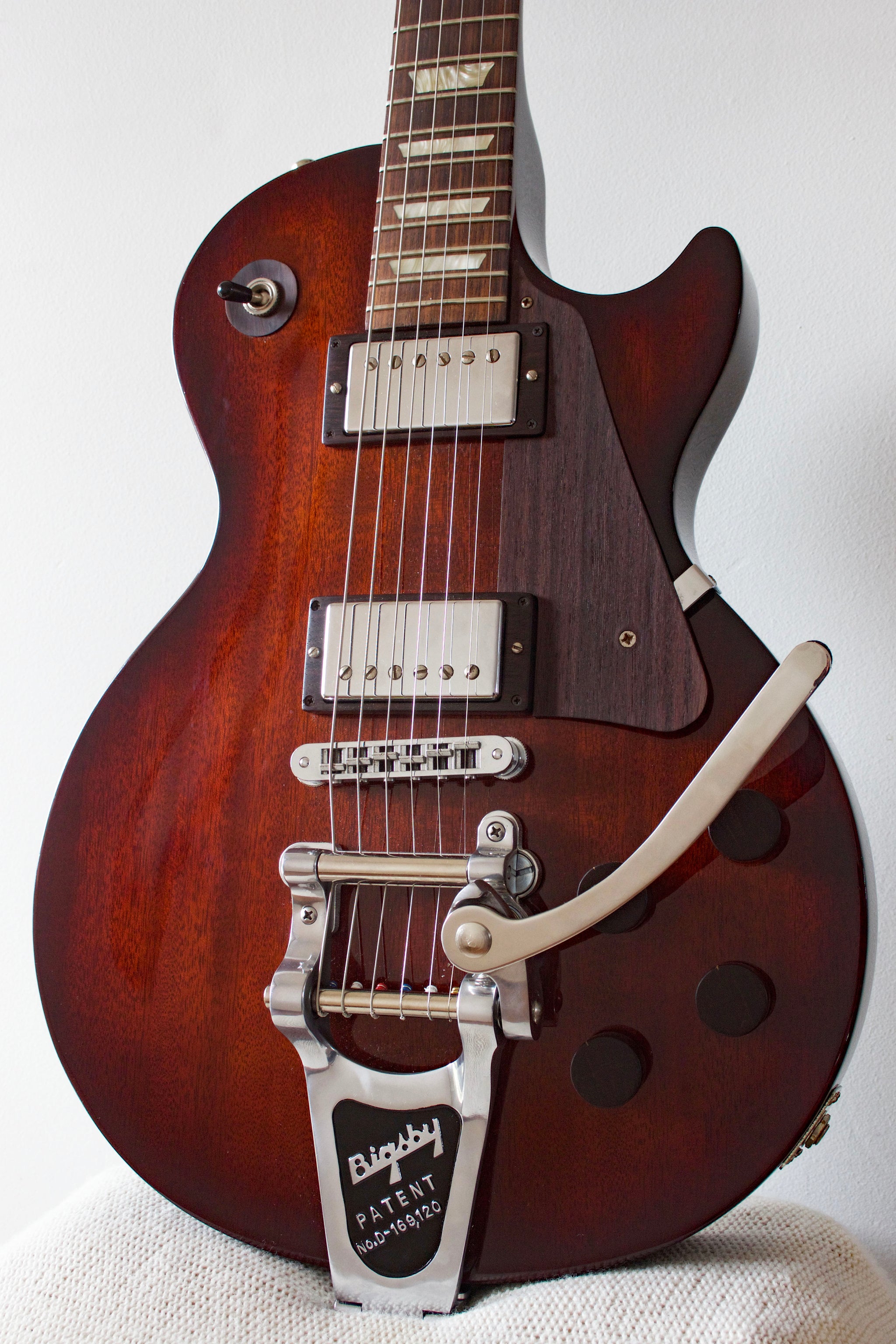 Gibson Les Paul Studio Modded With Bigsby Vintage Mahogany Burst 2006 ...