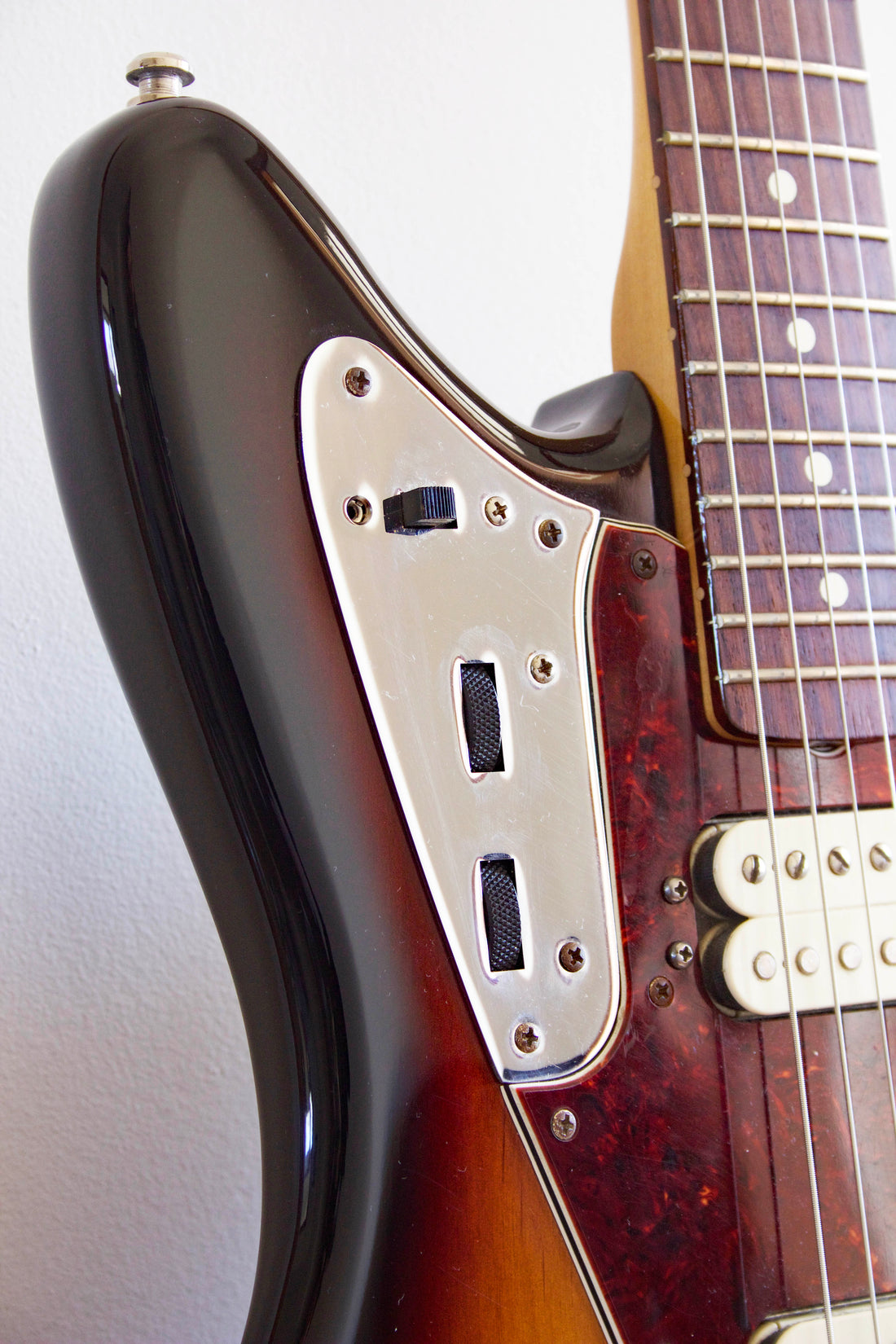 Fender Classic Player Jaguar Special HH Sunburst 2012