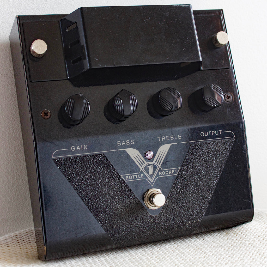 mesa boogie distortion pedal Mesa Boogie Bottle Rocket V1 Distortion Pedal – Topshelf Instruments