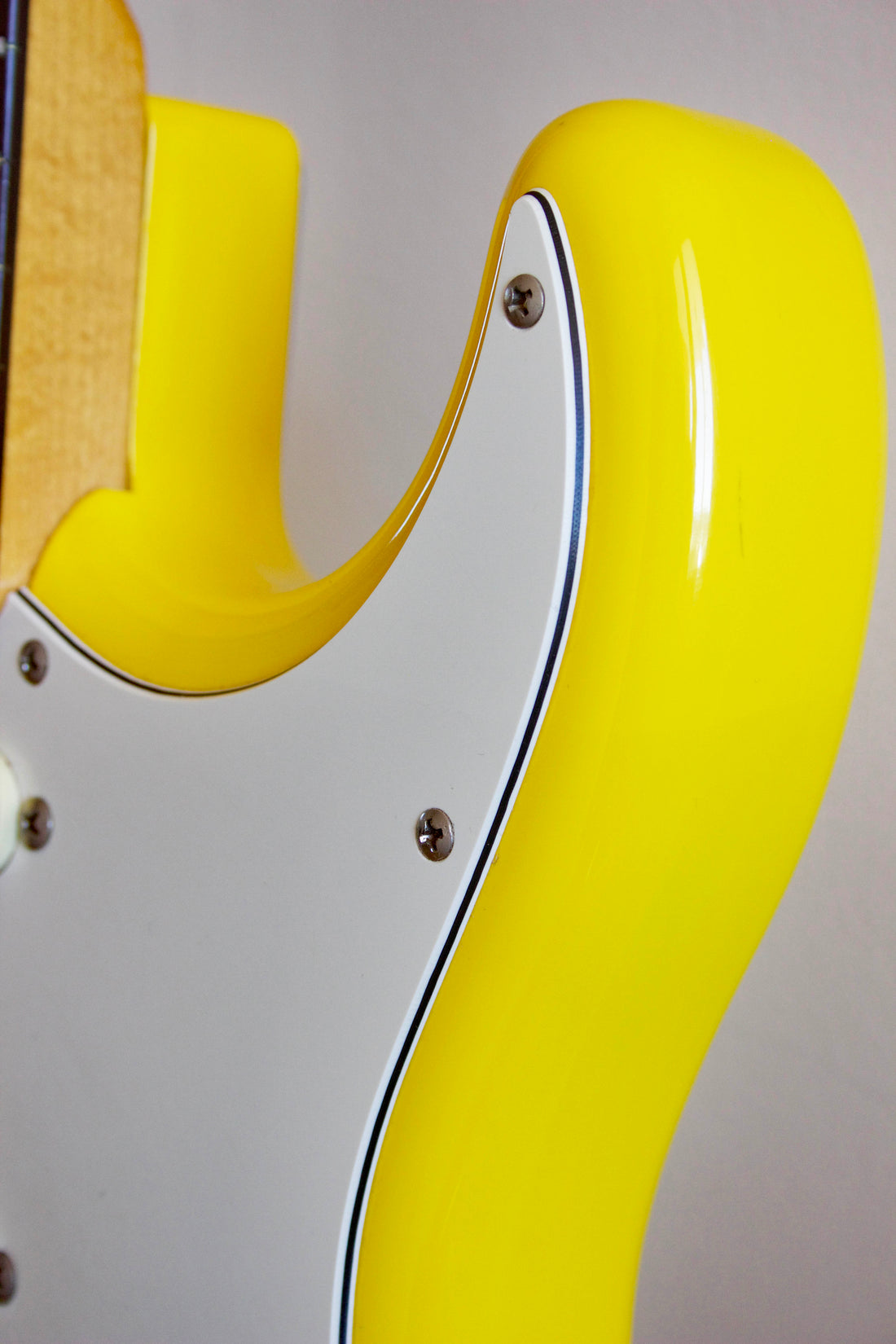 Fender '62 Reissue Stratocaster Rebel Yellow 1986