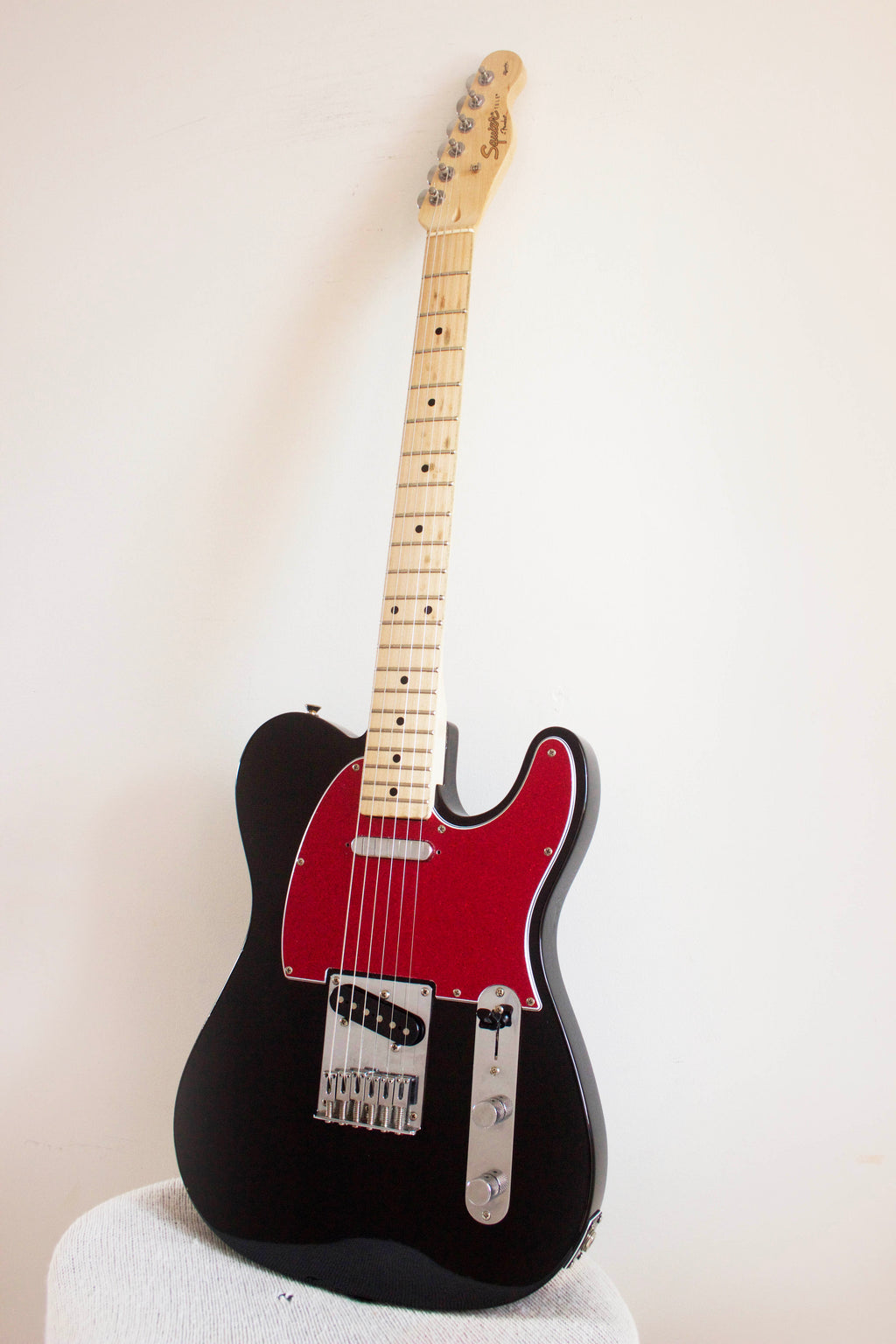 Squier Affinity Series Telecaster Black/Red 2016