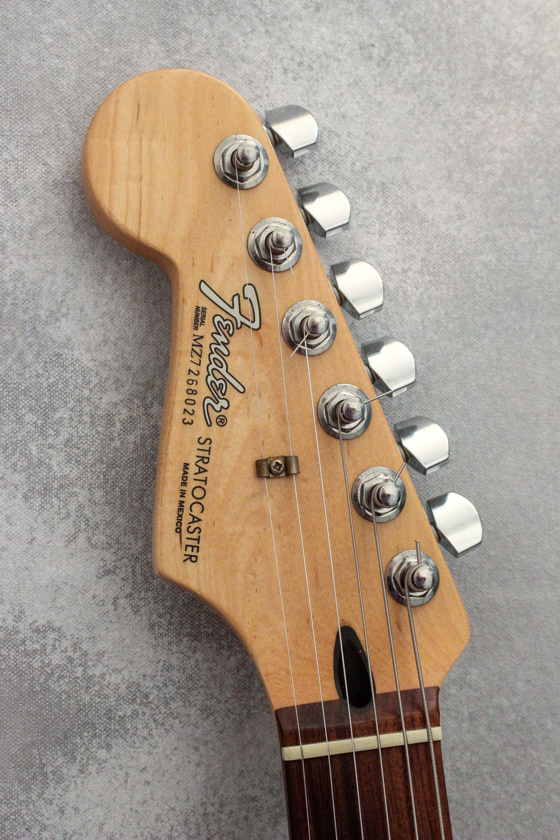 Fender Standard Stratocaster Midnight Wine Left Handed 2007