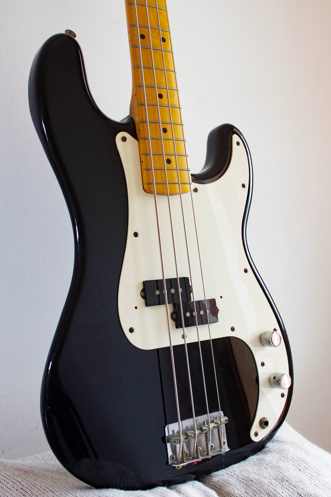 Fender Precision Bass '57 Reissue Black 1997-00