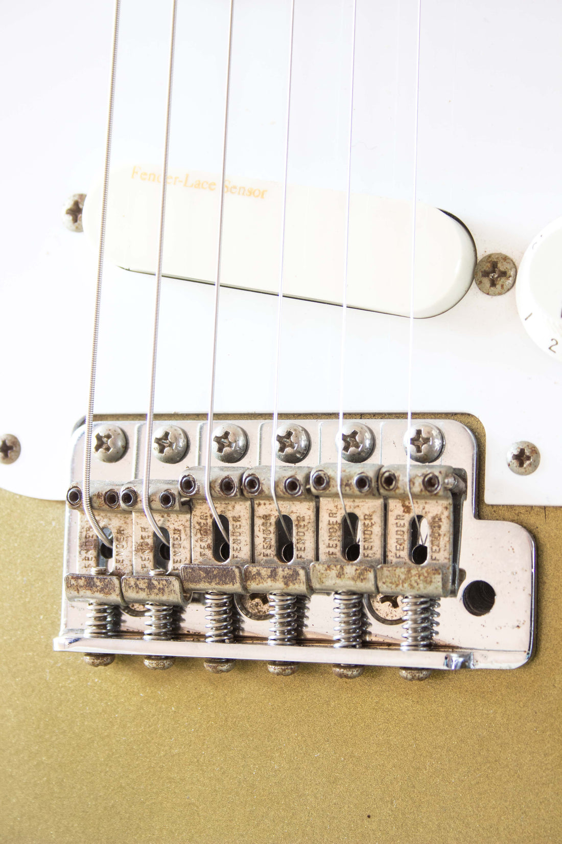 Fender Japan '54 Reissue Stratocaster ST54-85LS Shoreline Gold 1988