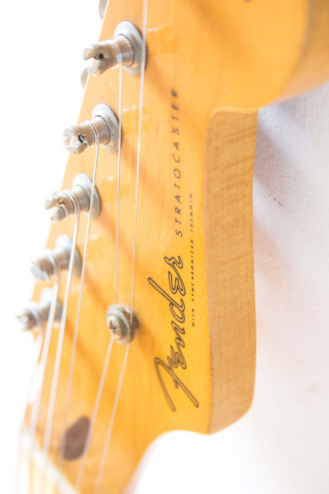Fender Japan '54 Reissue Stratocaster ST54-85LS Shoreline Gold 1988