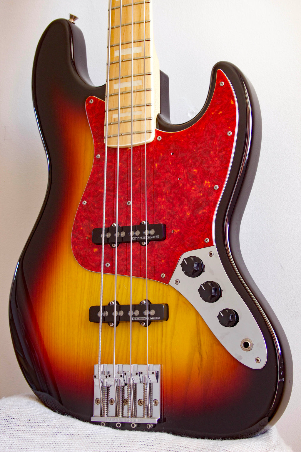 Fender Jazz Bass '75 Reissue Modded Sunburst 2002-04