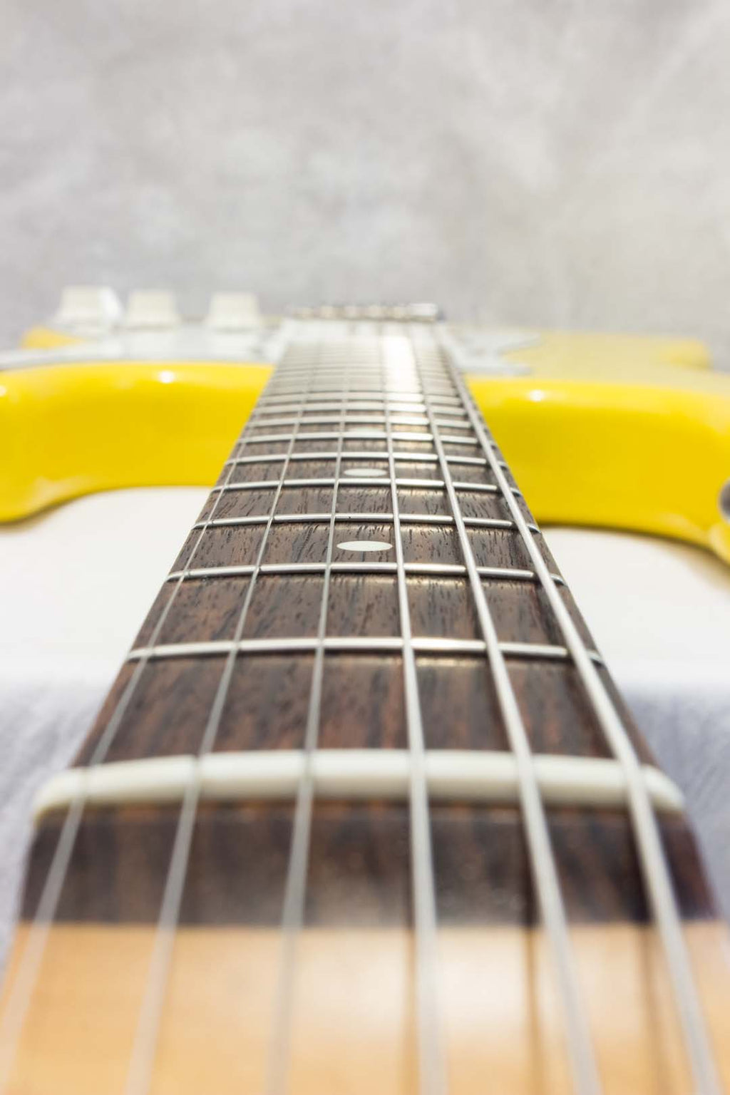 Fender Japan Standard Stratocaster ST-43 Rebel Yellow 1998