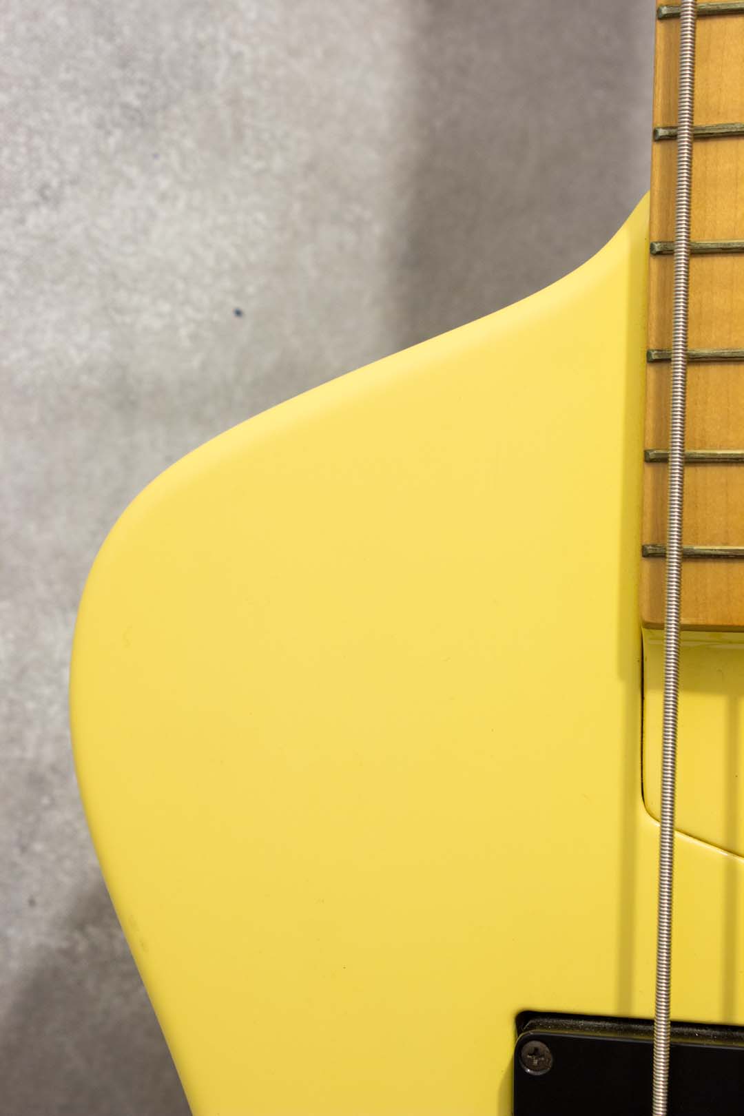 Edwards E-AC-85SM Noisy Signature Bass Yellow 2000