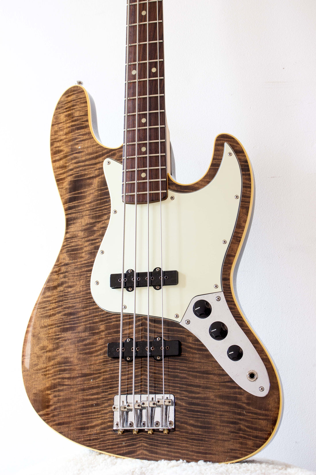 Fender Aerodyne Jazz Bass Dimarzio Collection AJB-110DMC  Flame Walnut 2006-08