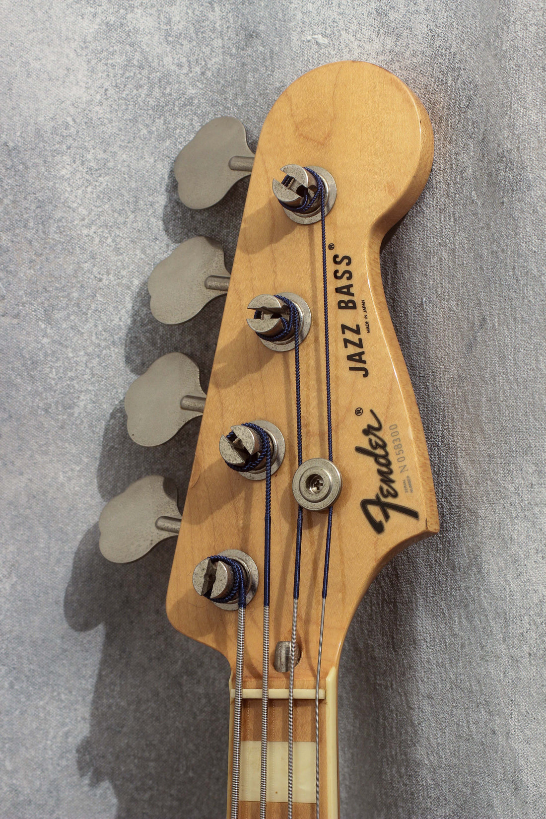 Fender Japan '75 Reissue Jazz Bass JB75-90 Natural 1994 – Topshelf