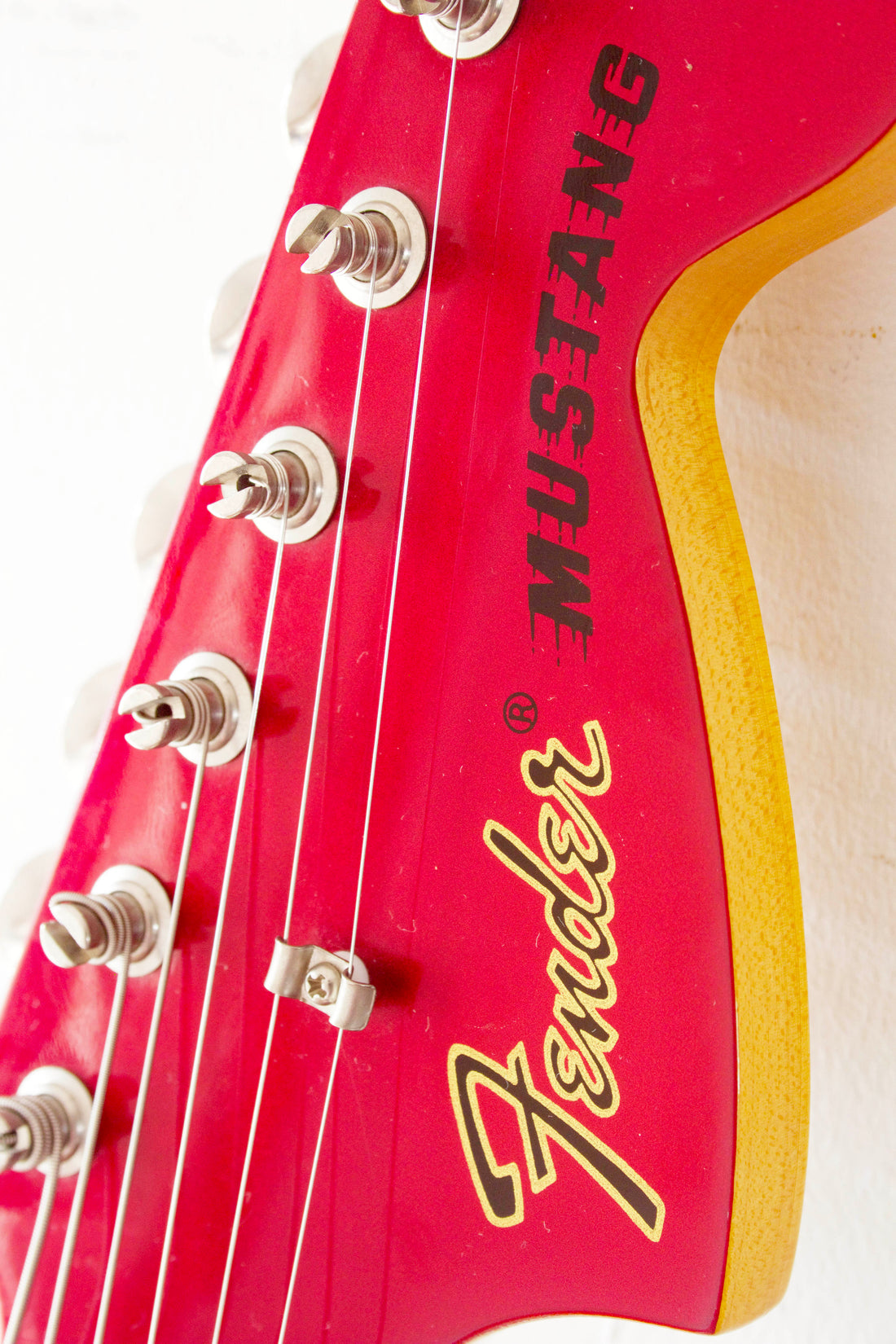 Fender '69 Reissue Mustang MG69 Old Candy Apple Red 2010-11