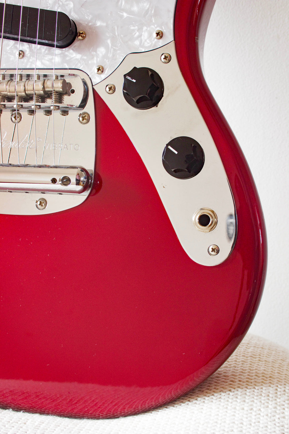 Fender '69 Reissue Mustang MG69 Old Candy Apple Red 2010-11