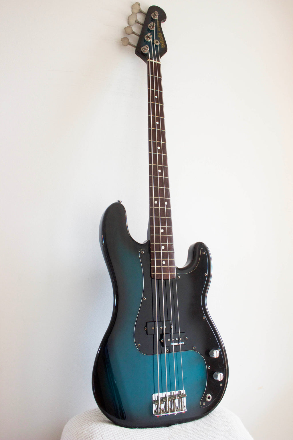 Yamaha PB400R Pulser Bass Blue Burst 1986