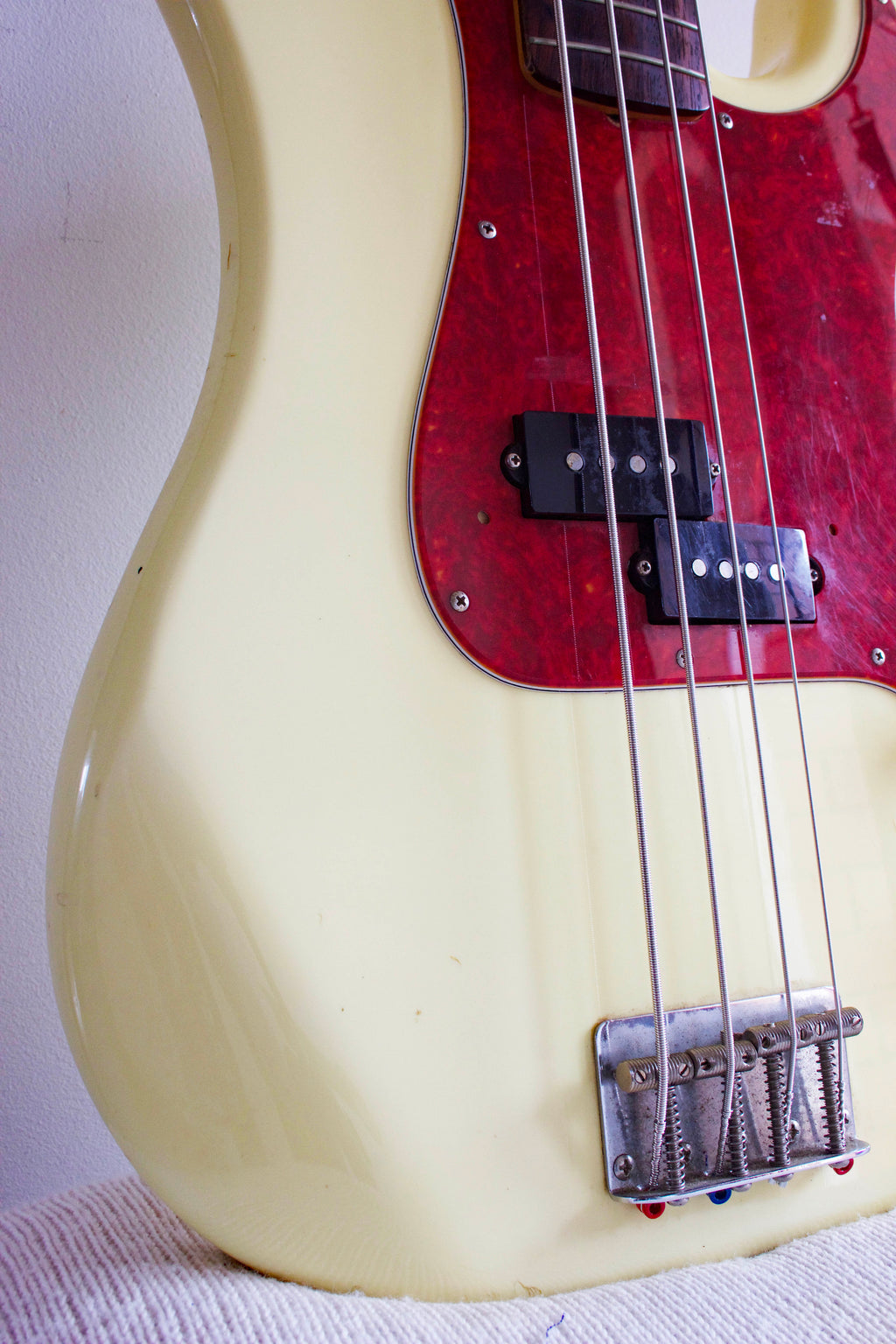 Fender '62 Reissue Precision Bass PB62-70US Vintage White 1997-00