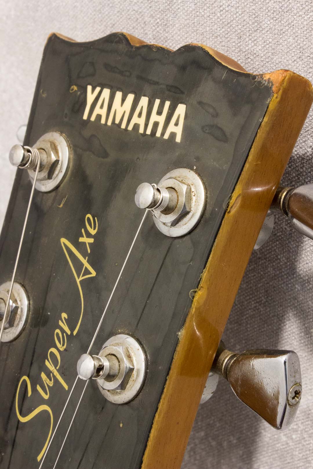 Yamaha SA700 Super Axe Natural 1979