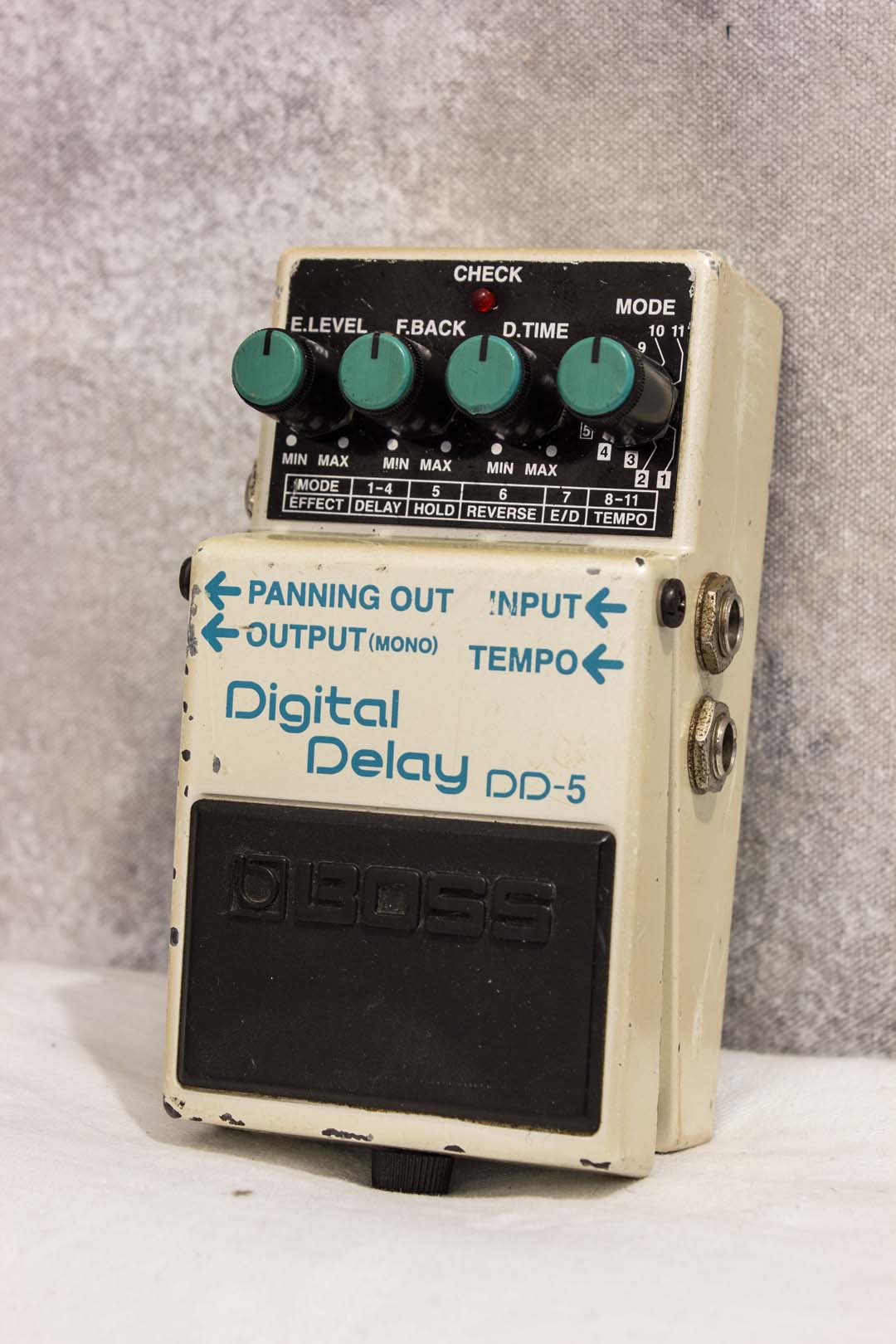 Boss DD-5 Digital Delay Pedal